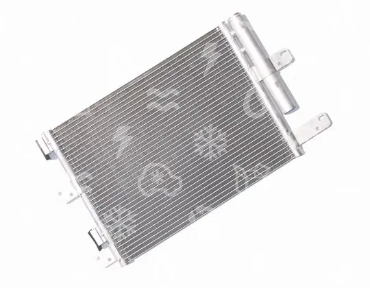 kondenzátor OEM 504080822, (493 x 348 x 22 mm). IVECO EUROCARGO